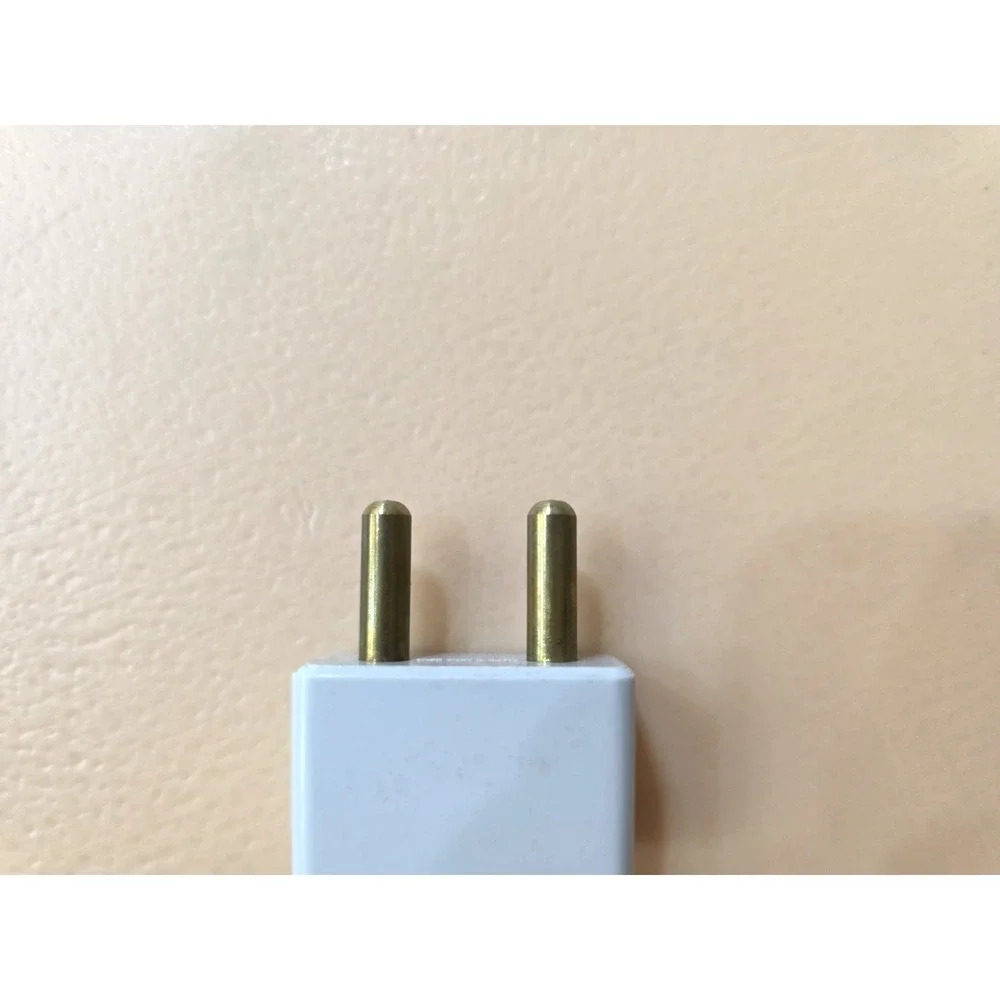Norelco Travel Care TK1 Plug International European Travel Converter Adapter Kit